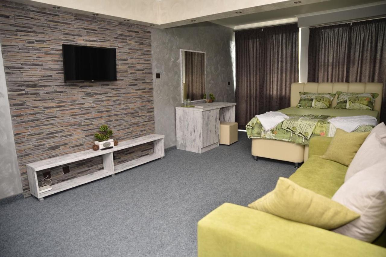Studios Amigo Veliko Tarnovo Kültér fotó