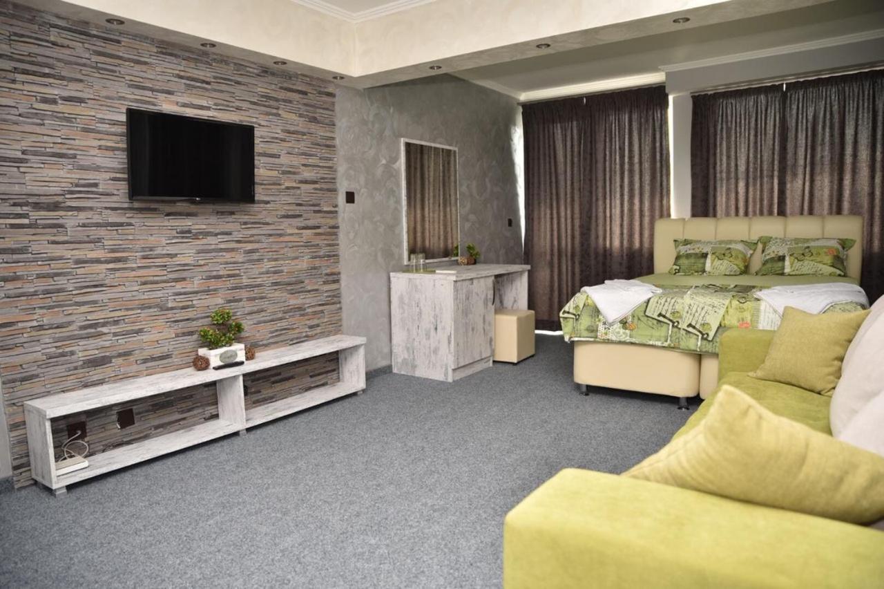 Studios Amigo Veliko Tarnovo Kültér fotó