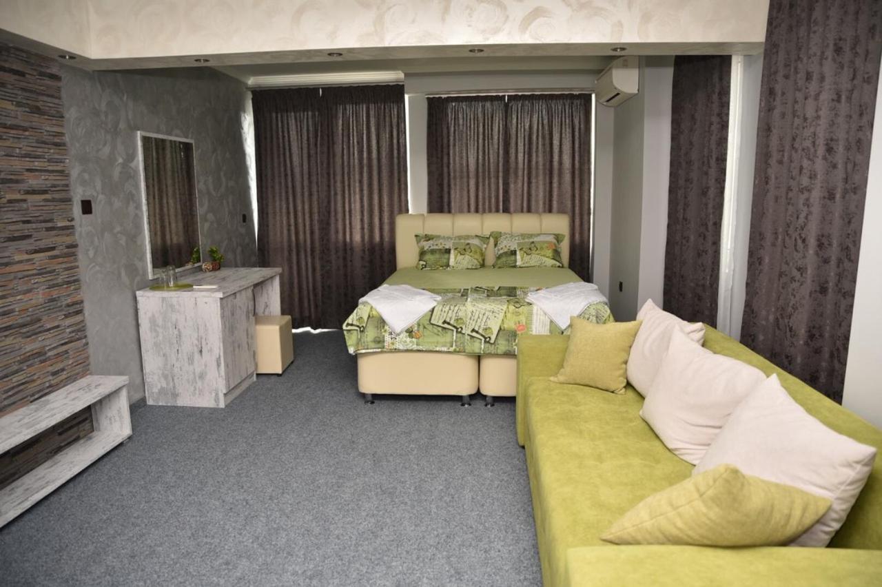 Studios Amigo Veliko Tarnovo Kültér fotó